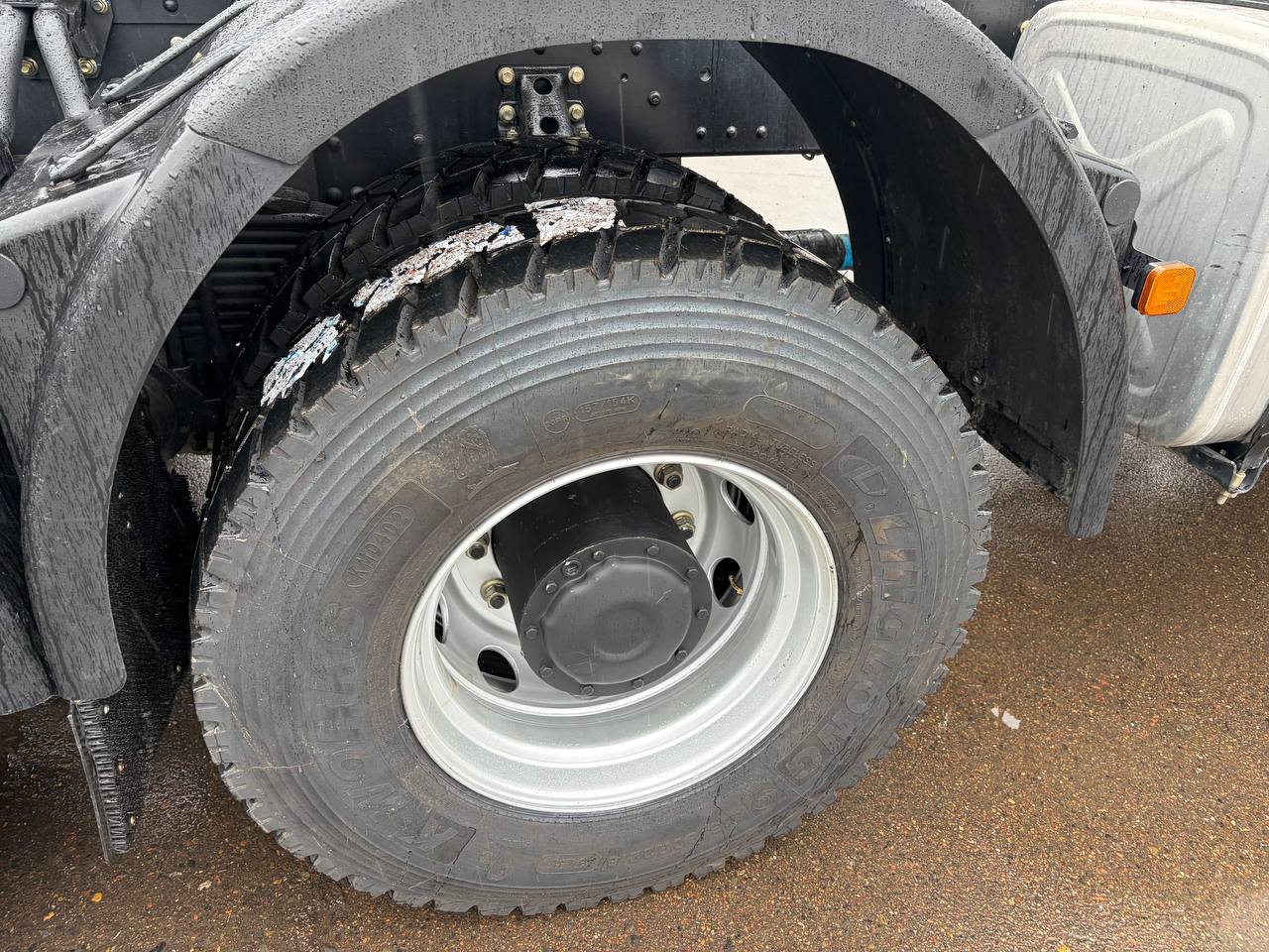 Седельный тягач Shacman X3000 SX42586V385 (Серый) 2024г. 6x6 в Новокузнецке