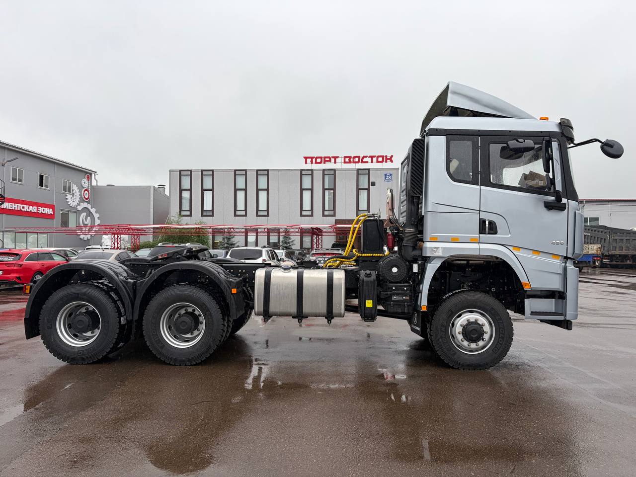 Седельный тягач Shacman X3000 SX42586V385 (Серый) 2024г. 6x6 в Новокузнецке