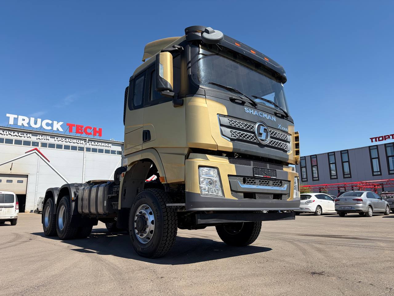 Седельный тягач Shacman X3000 SX42586V385 6x6 в Новокузнецке