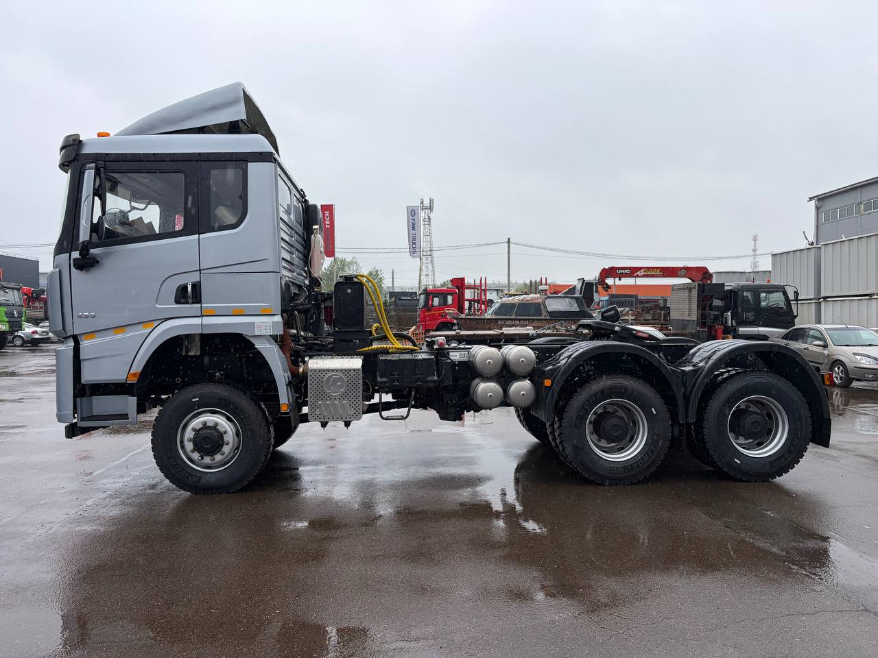 Седельный тягач Shacman X3000 SX42586V385 (Серый) 2024г. 6x6 в Новокузнецке